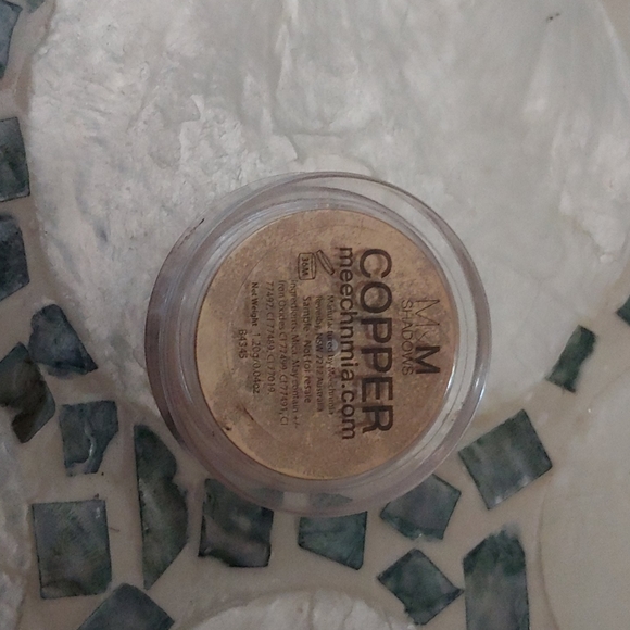 Meech and Mia Eyeshadow - Picture 1 of 2